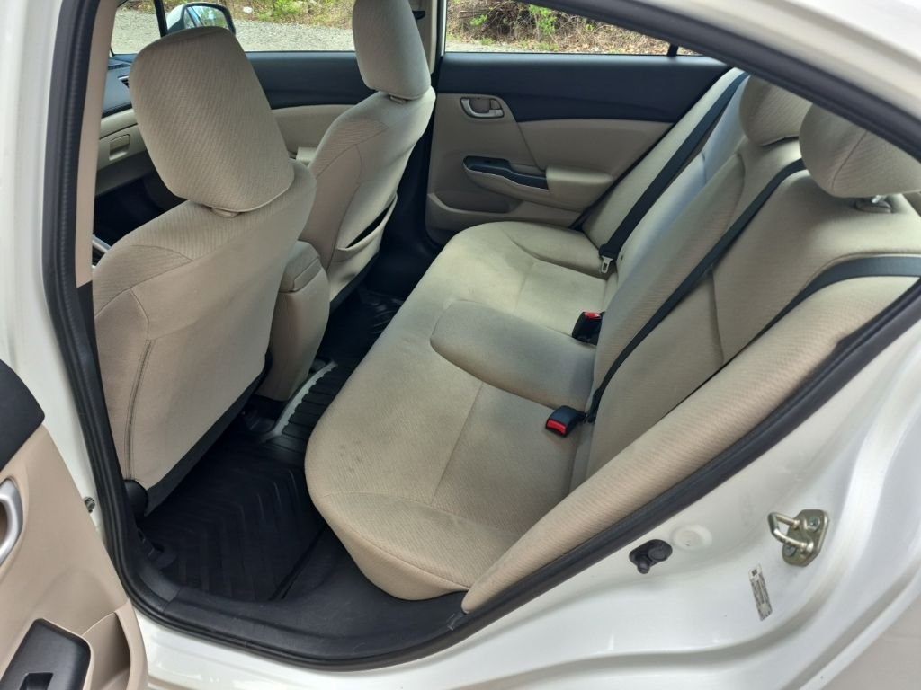 Used 2013 White Orchid Pearl Honda LX image 9