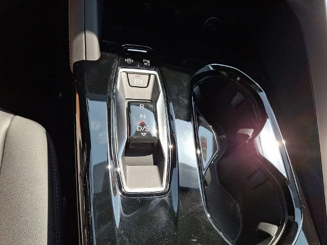Used 2025 White Audi 2.0T Premium image 11