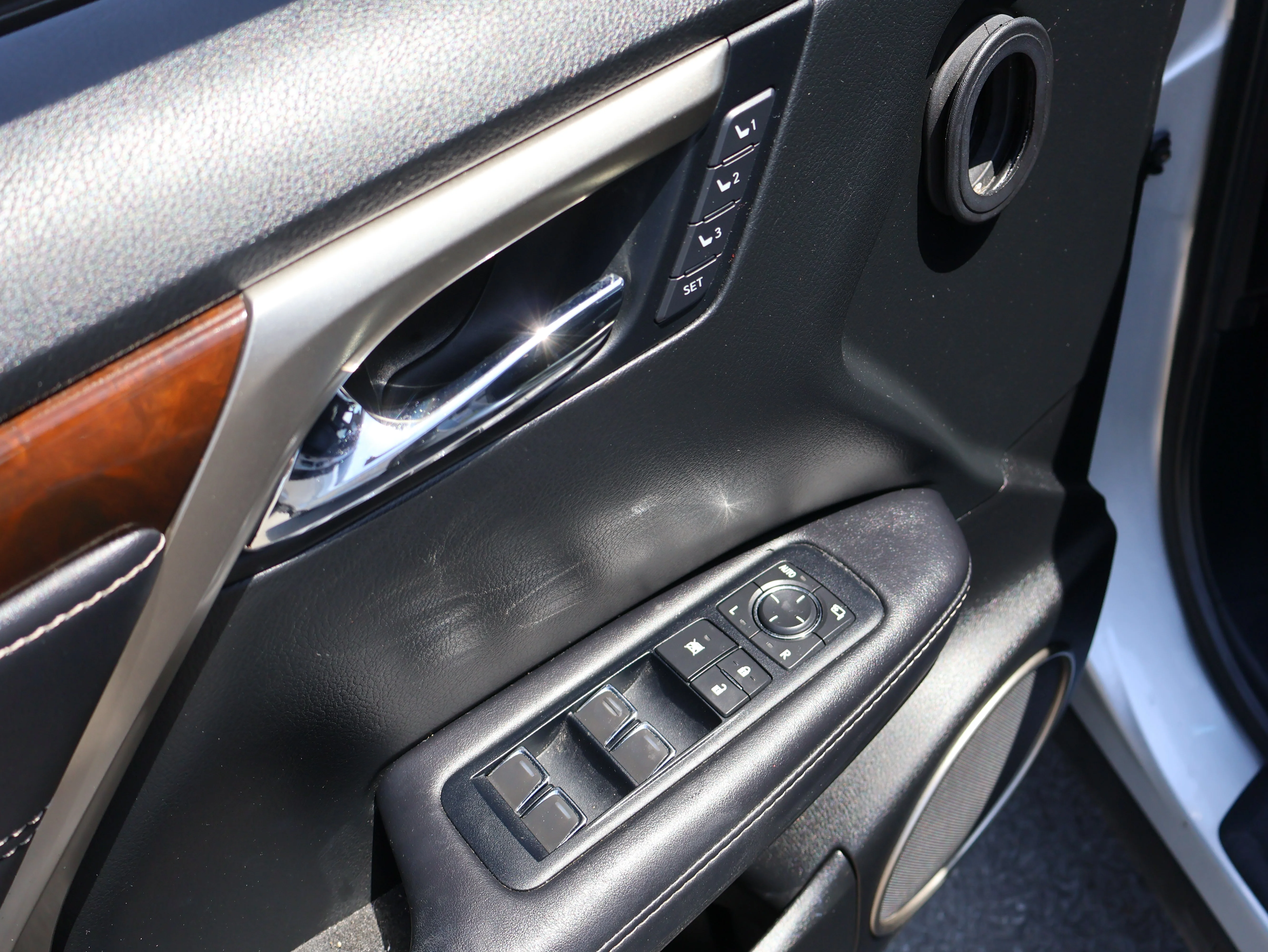 Used 2017 Silver Lining Metallic Lexus RX 350 image 48