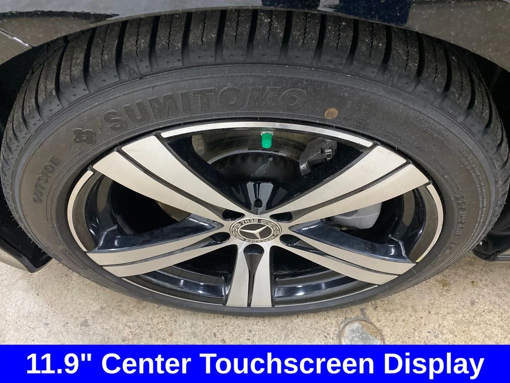 Used 2022 Black Mercedes-Benz C 300 image 18