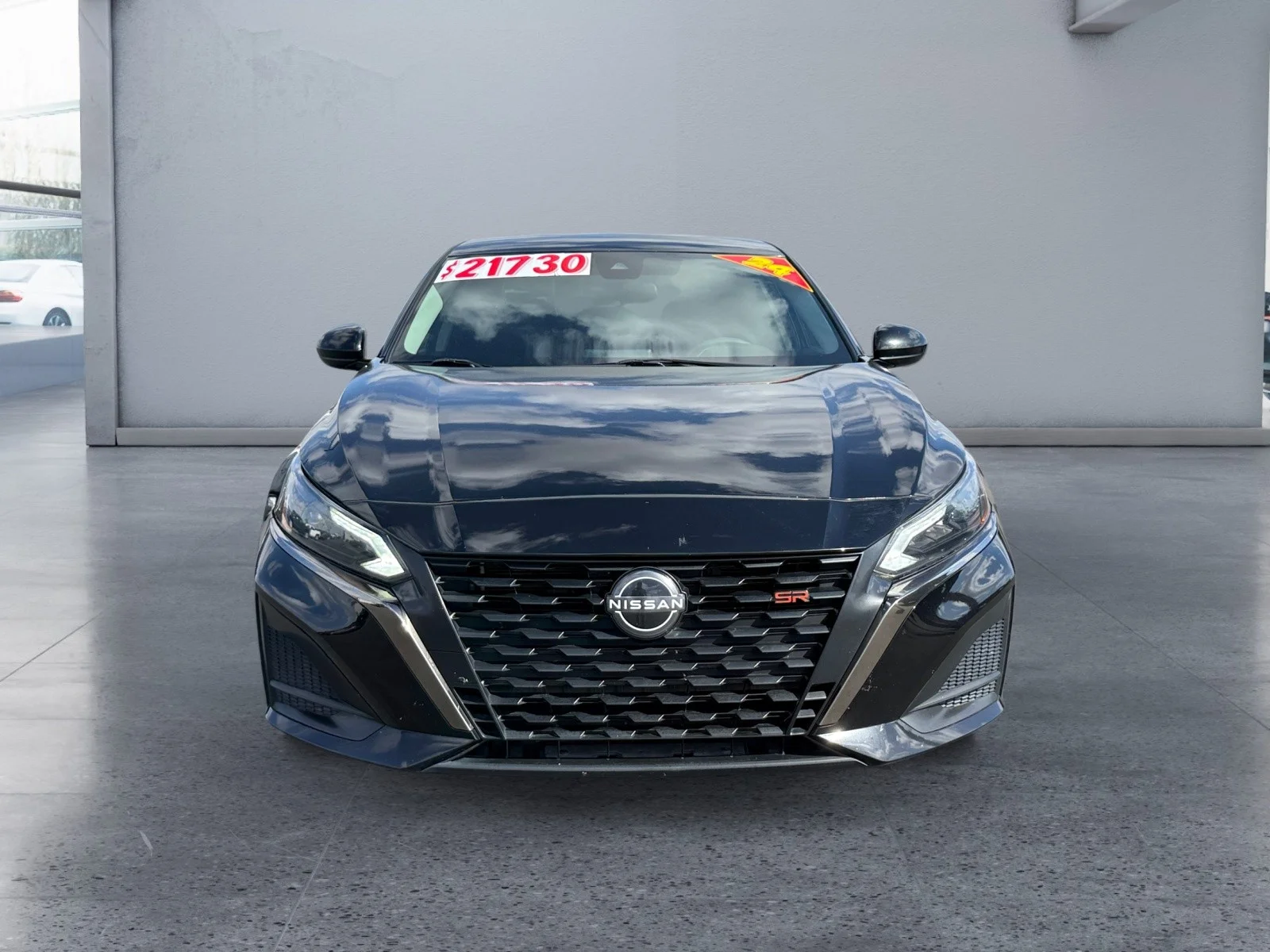 Used 2024 Super Black Nissan 2.5 SR image 8