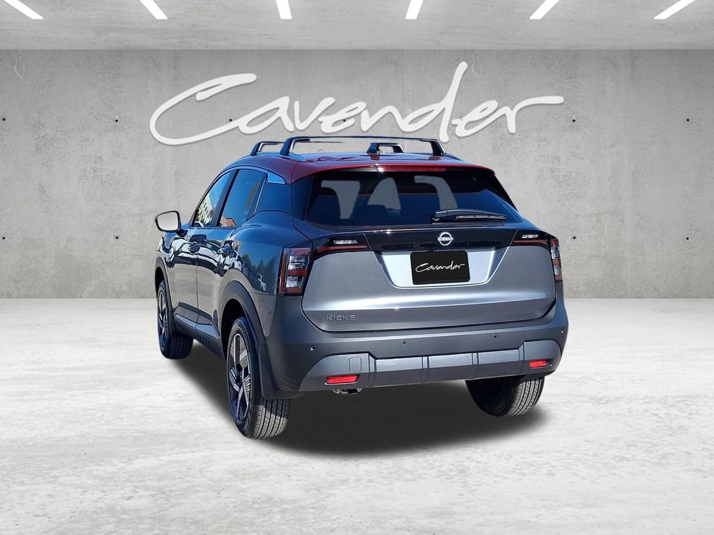 New 2026 Gun Metallic / Scarlet Ember Tintcoat Two-tone Nissan SV image 15