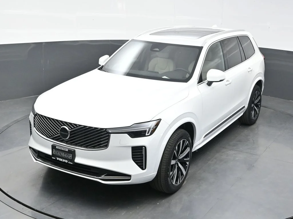 Used 2026 Crystal White Volvo Core image 36