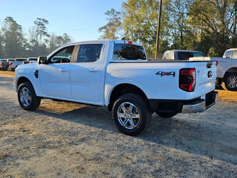 New 2025 Oxford White Ford LARIAT® image 8