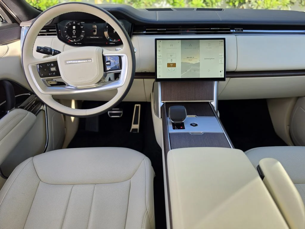 Used 2025 Gray Land Rover SE image 12