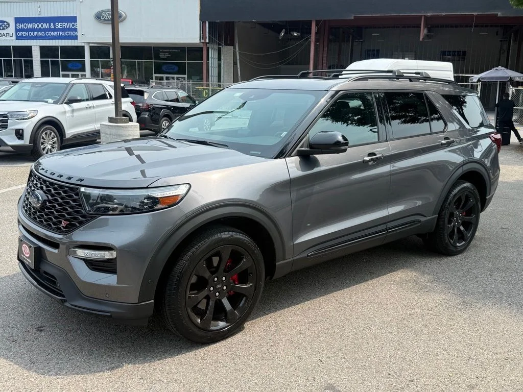 Used 2022 Gray Ford ST image 4
