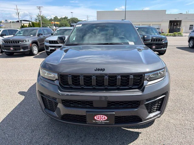 New 2026 Gray Jeep Altitude image 2