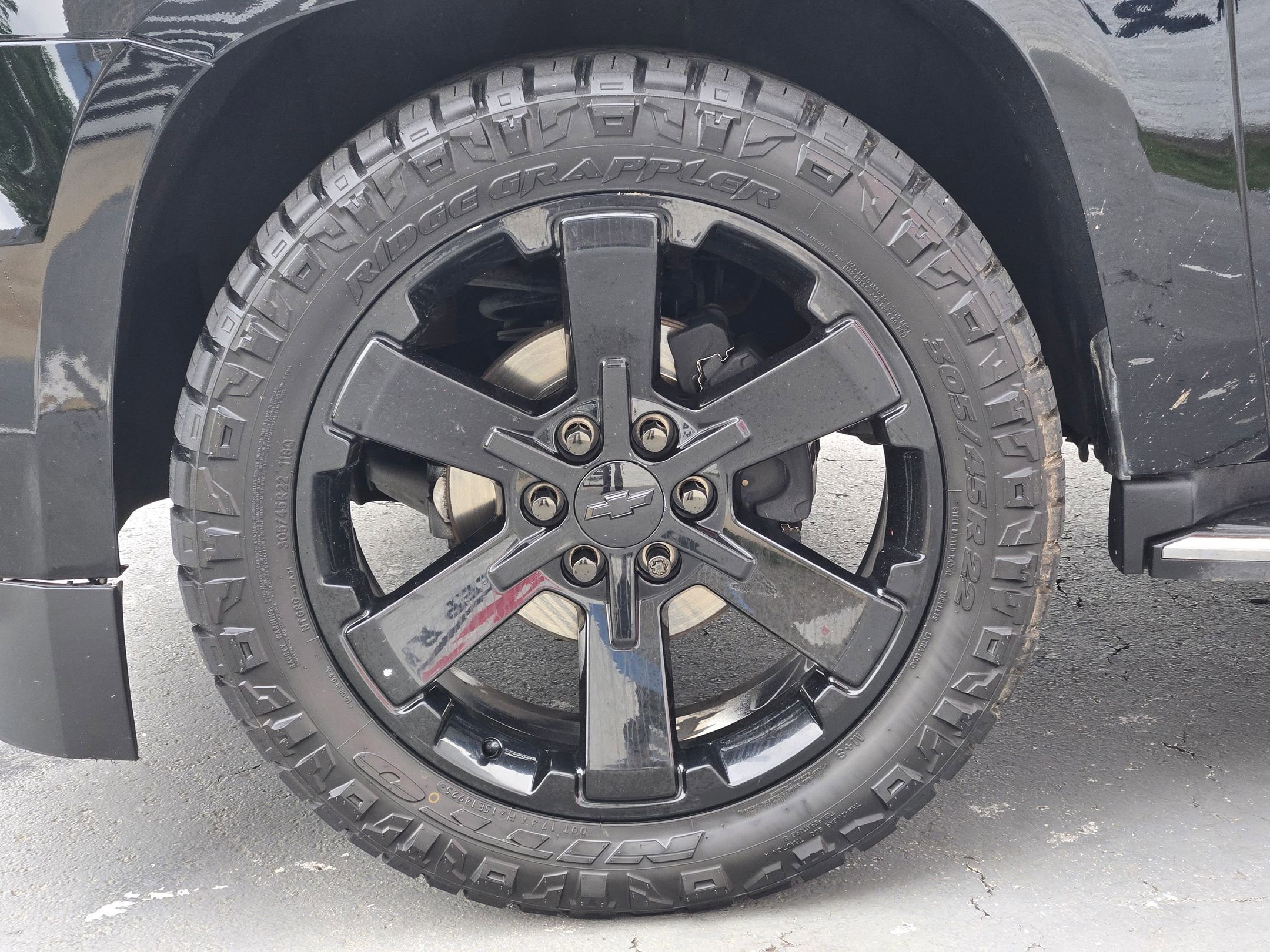 Used 2019 Black Chevrolet Premier image 17