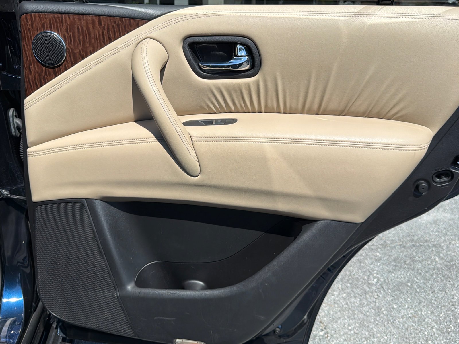 Used 2017 Hermosa Blue Nissan Platinum image 16