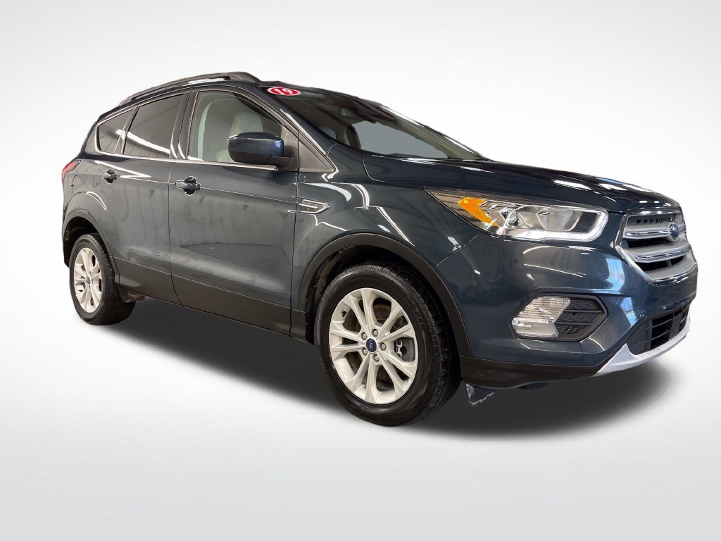 Used 2019 Green Ford SEL image 8