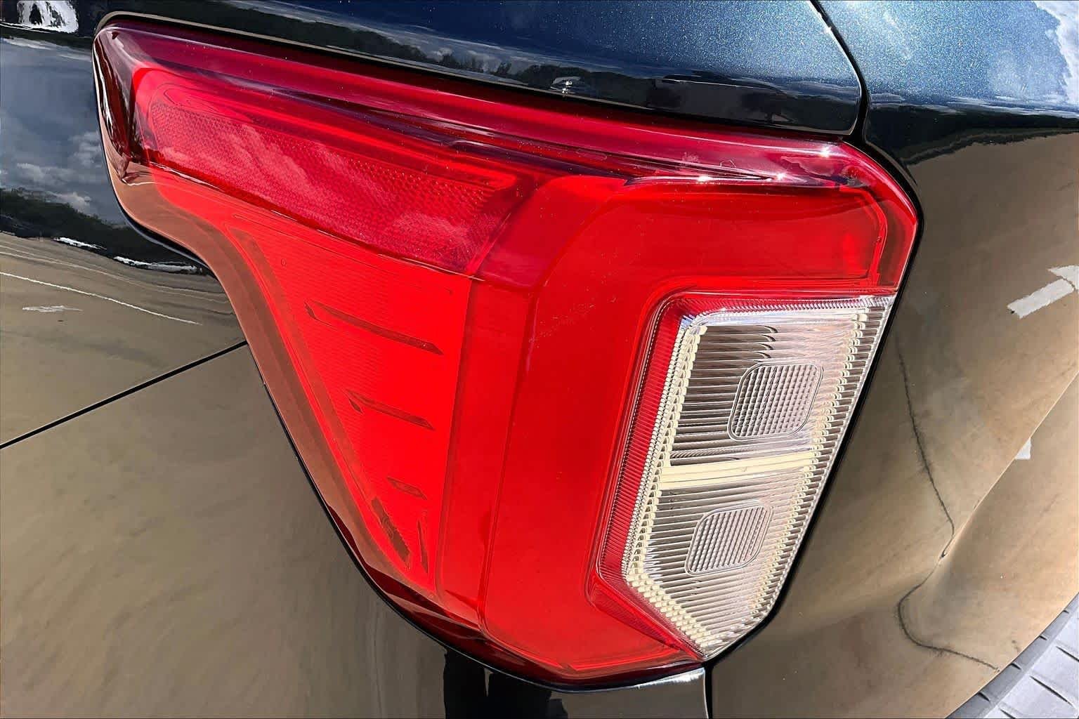 Used 2022 Stone Blue Metallic Ford XLT image 28