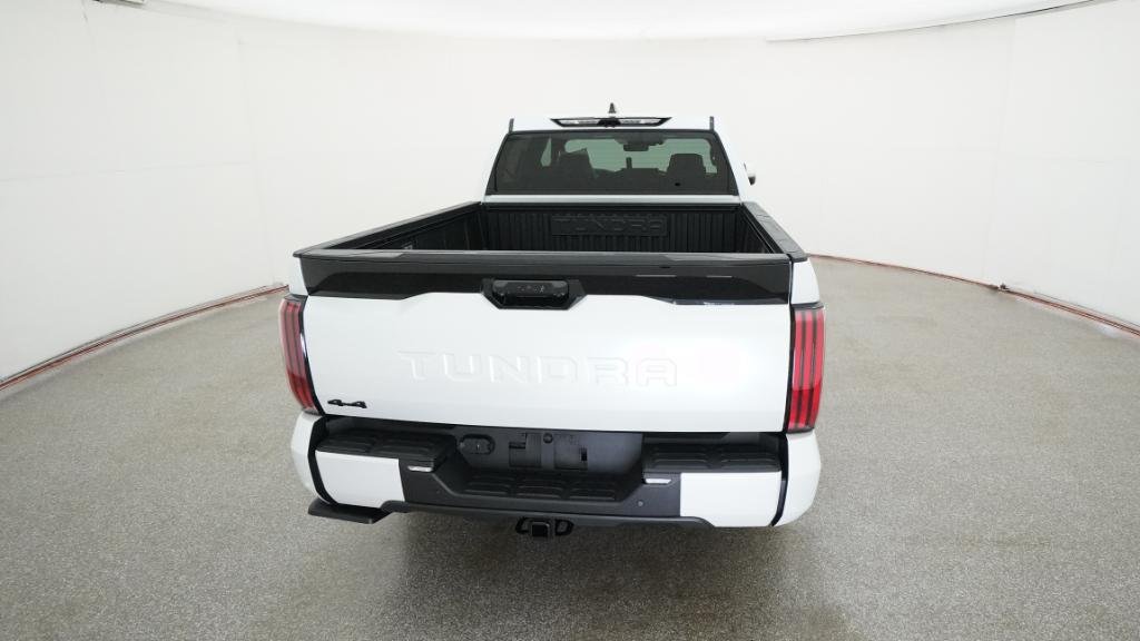 New 2026 Wind Chill Pearl Toyota Platinum image 11