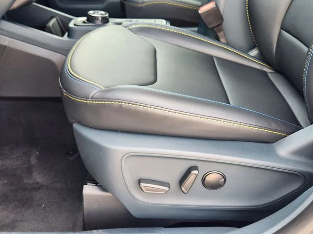 New 2026 Space White Metallic Ford Lobo™ image 25