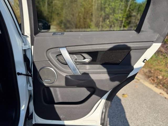 Used 2022 Fuji White Land Rover S image 15