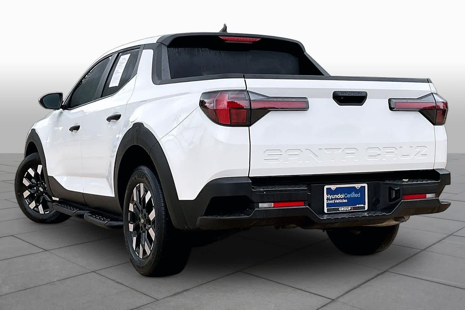 2025 Hyundai Santa Cruz SE - Photo 12
