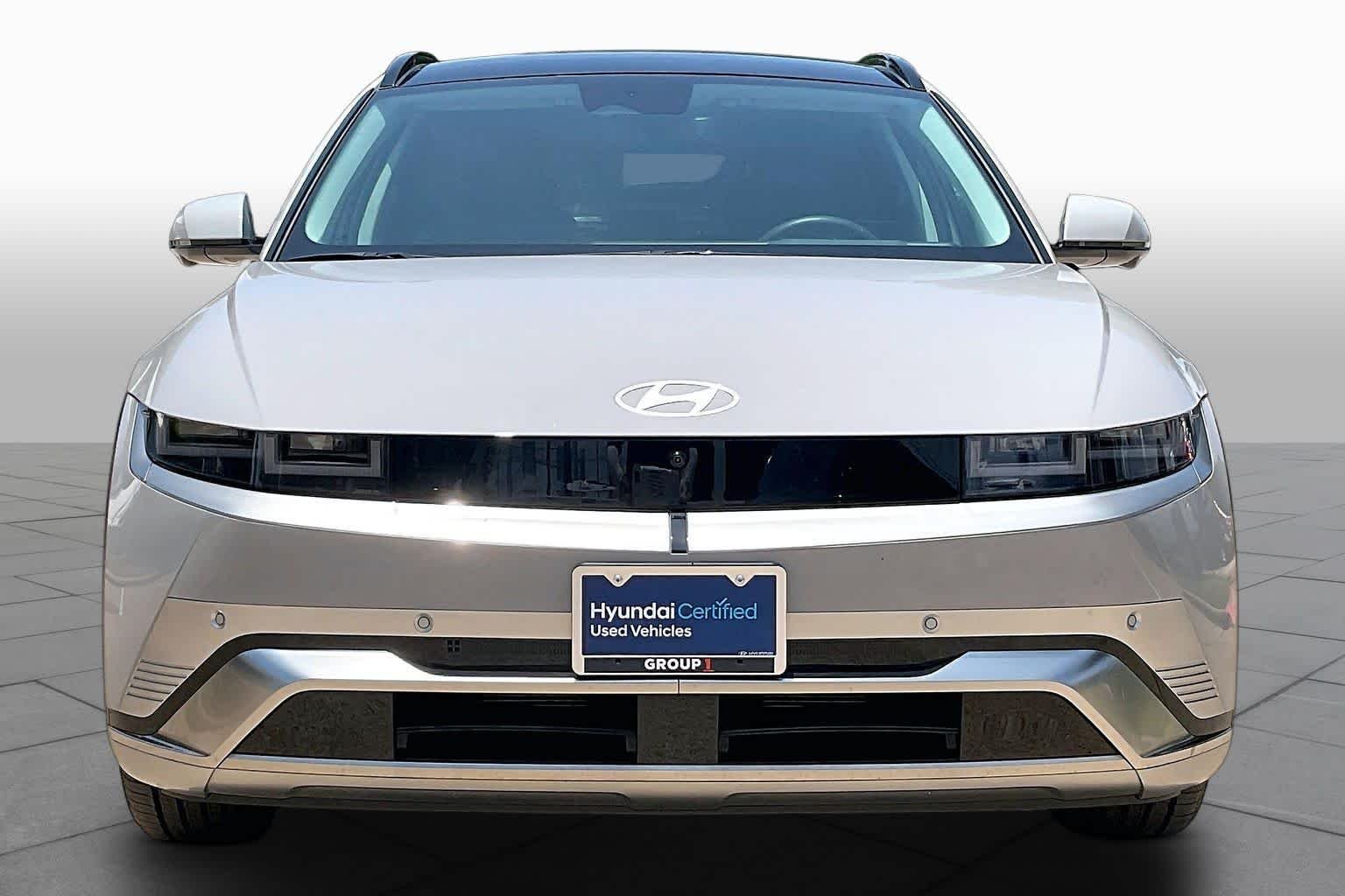 Certified Used 2025 Cyber Gray Hyundai Limited image 3