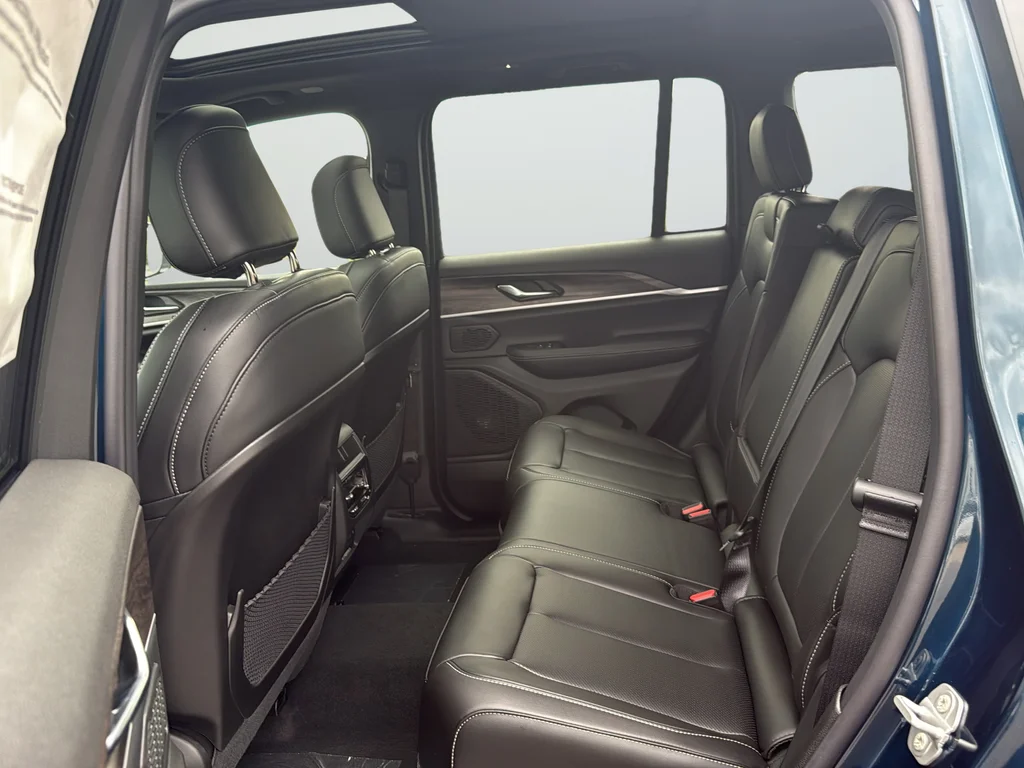 New 2027 Blue Jeep Limited image 27