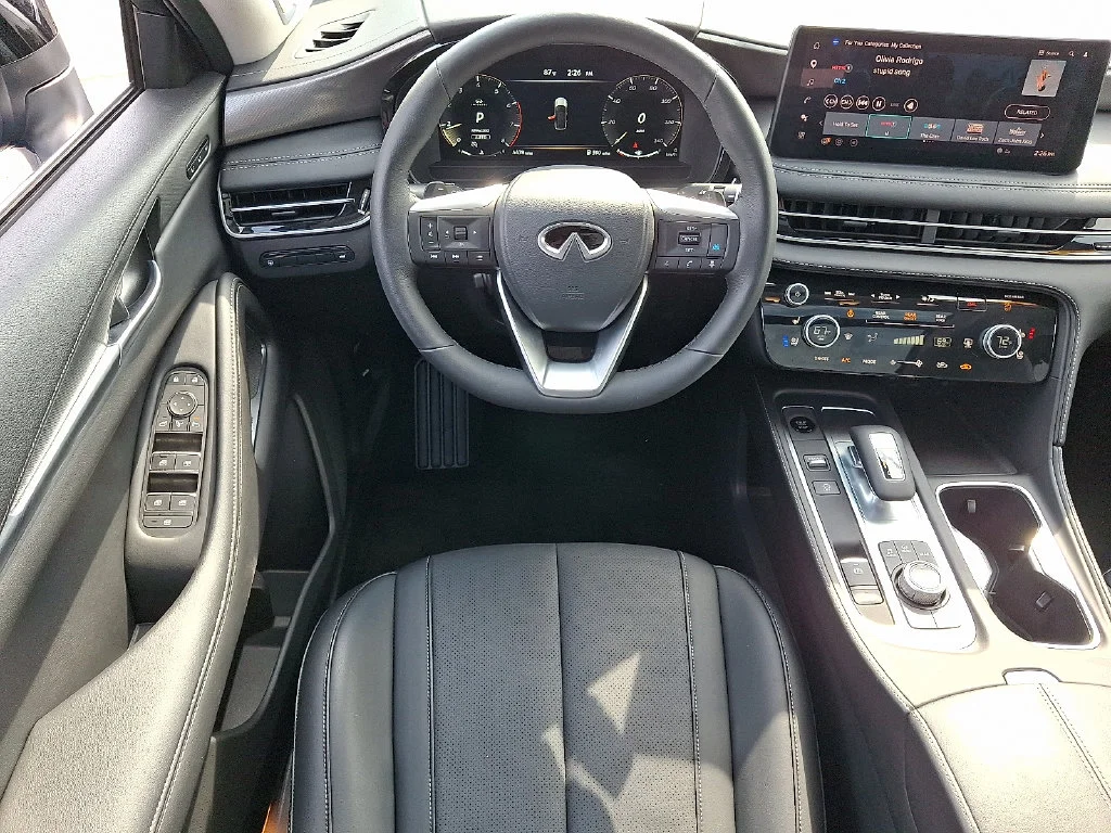 Used 2026 Blue INFINITI LUXE image 13