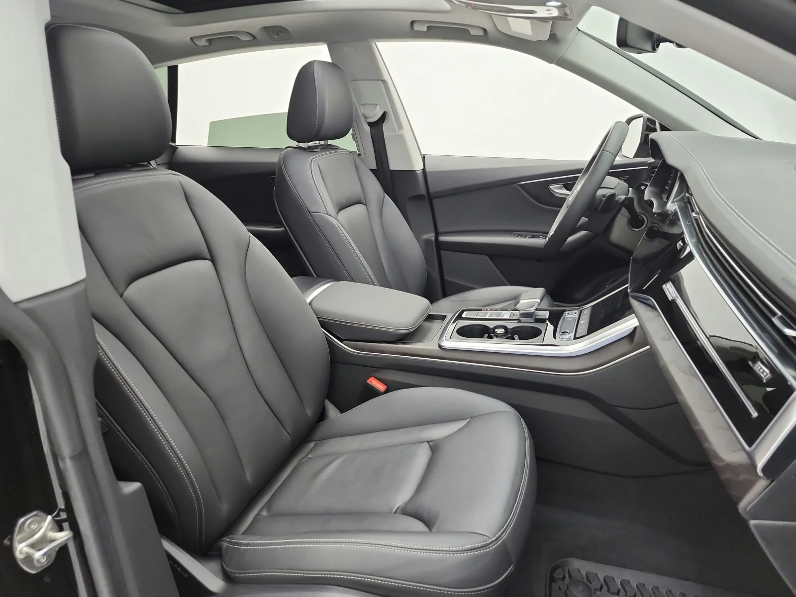 Used 2023 Mythos Black Metallic Audi Premium image 20
