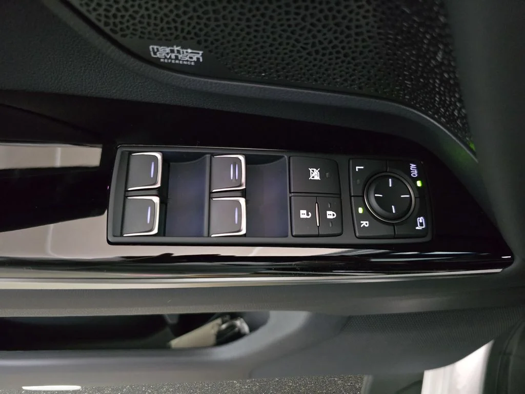 New 2026  Lexus 700h Luxury image 26