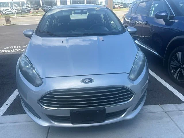 Used 2016 Silver Ford S image 1