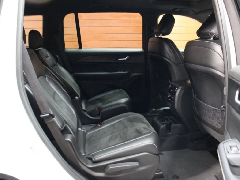 Used 2023 Bright White Clearcoat Jeep Altitude image 8