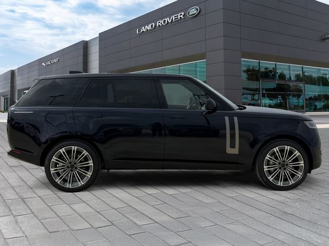 New 2026 Constellation Blue Ultra Metallic Gloss Land Rover SE image 6