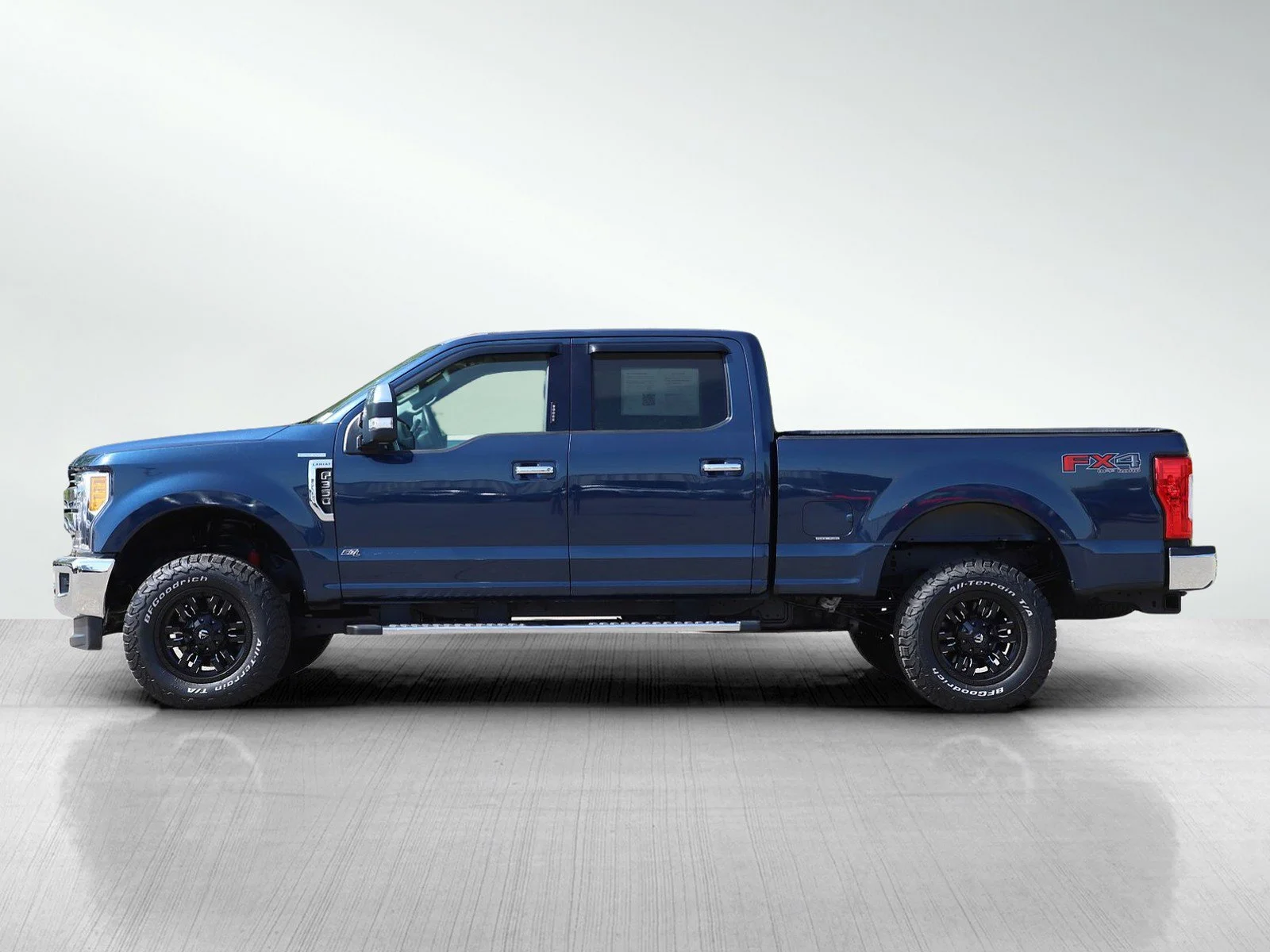 Used 2017 Ford F-350 Super Duty Lariat with VIN 1FT8W3B69HED09274 for sale in Minneapolis, Minnesota