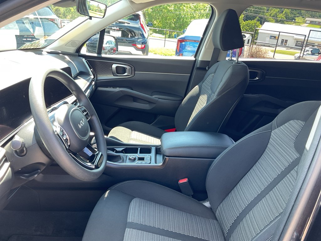 Used 2025 Panthera Metal Kia LX image 21