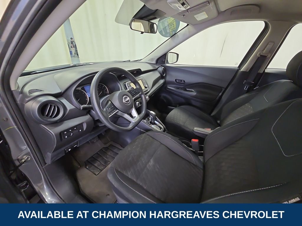 Used 2022 Gun Metallic Nissan S image 13