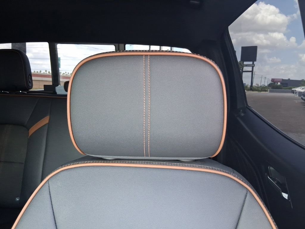 Used 2024 Sterling Metallic GMC AT4 image 21