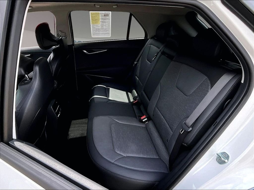 Used 2023 White Kia Wave image 15