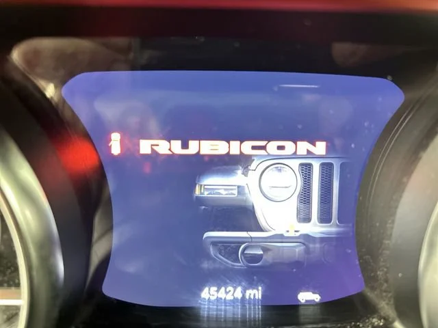 Certified Used 2023 Gray Jeep 4-Door Rubicon 4x4 image 30