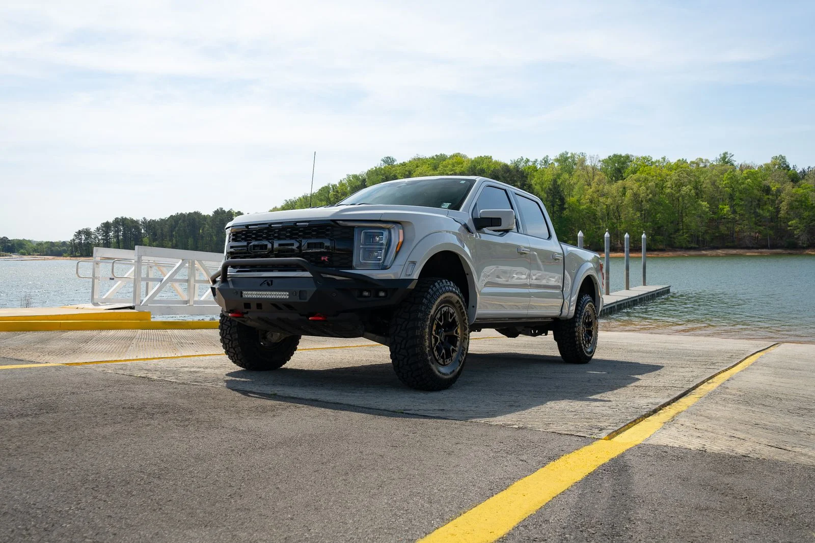 Used 2023 White Ford Raptor R image 1