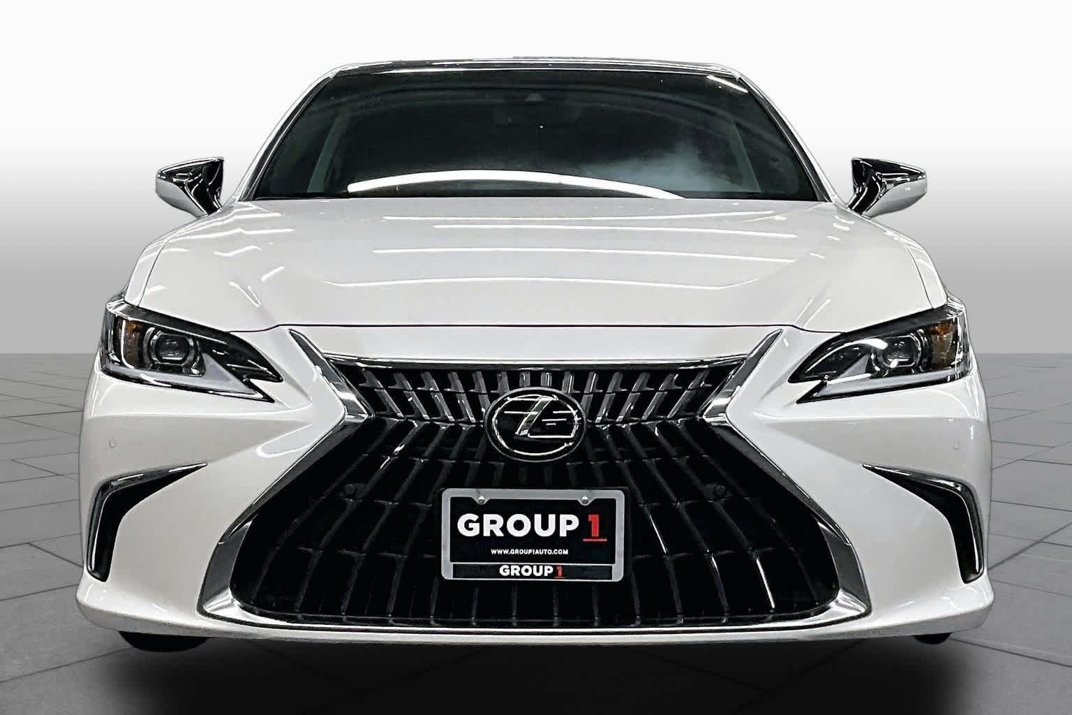 Certified Pre-Owned 2025 Lexus ES 350