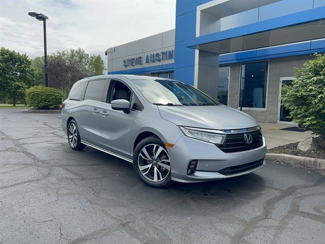 2023 Honda Odyssey Touring's photo
