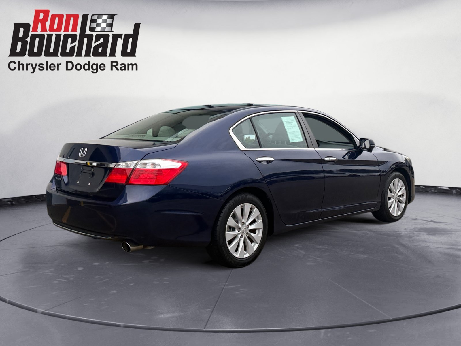 Used 2013 Honda Accord EX with VIN 1HGCR2F76DA103556 for sale in Fitchburg, MA