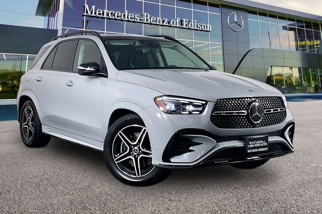 Used 2026  Mercedes-Benz GLE 450 image 1
