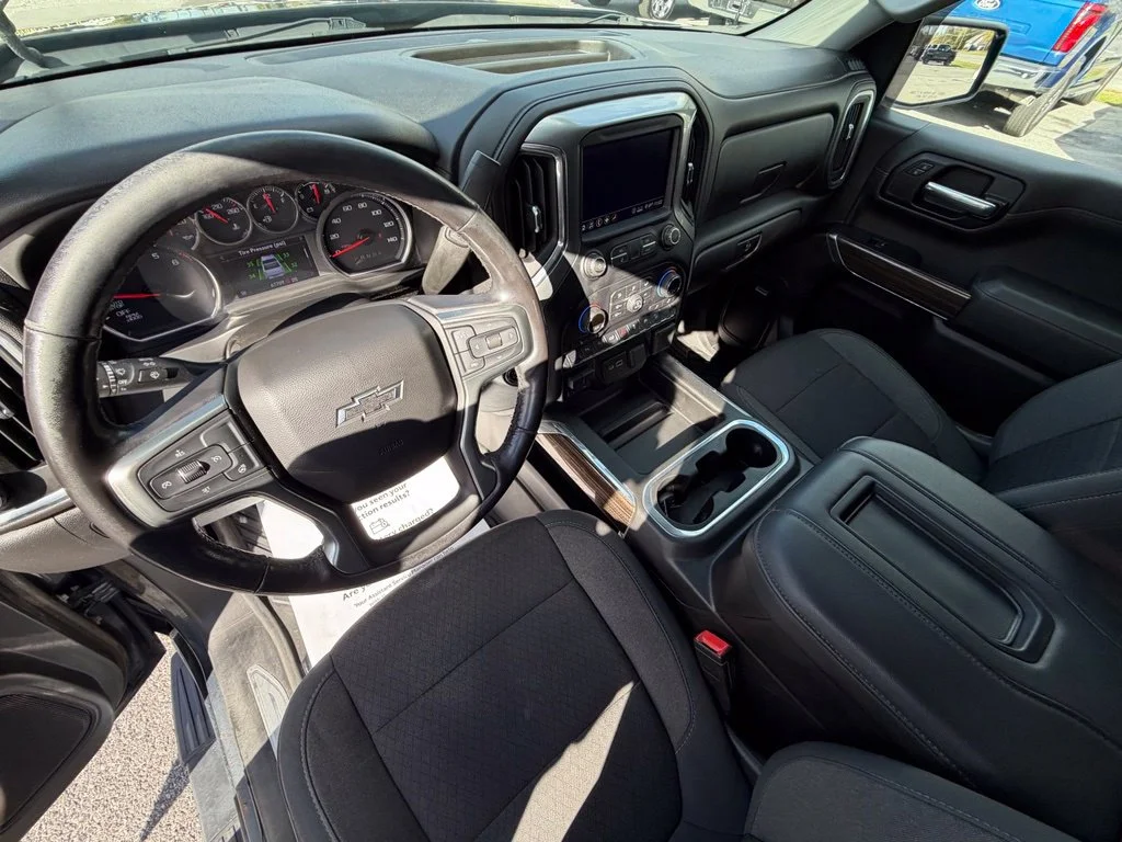 Used 2020 Gray Chevrolet RST image 13