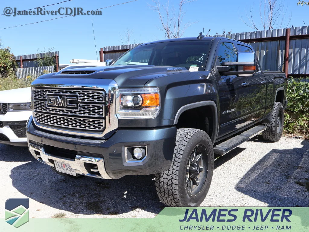Used 2018 Gray GMC Denali image 1