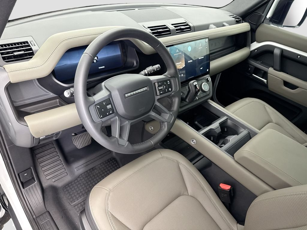 Certified Used 2026 Fuji White Land Rover S image 9