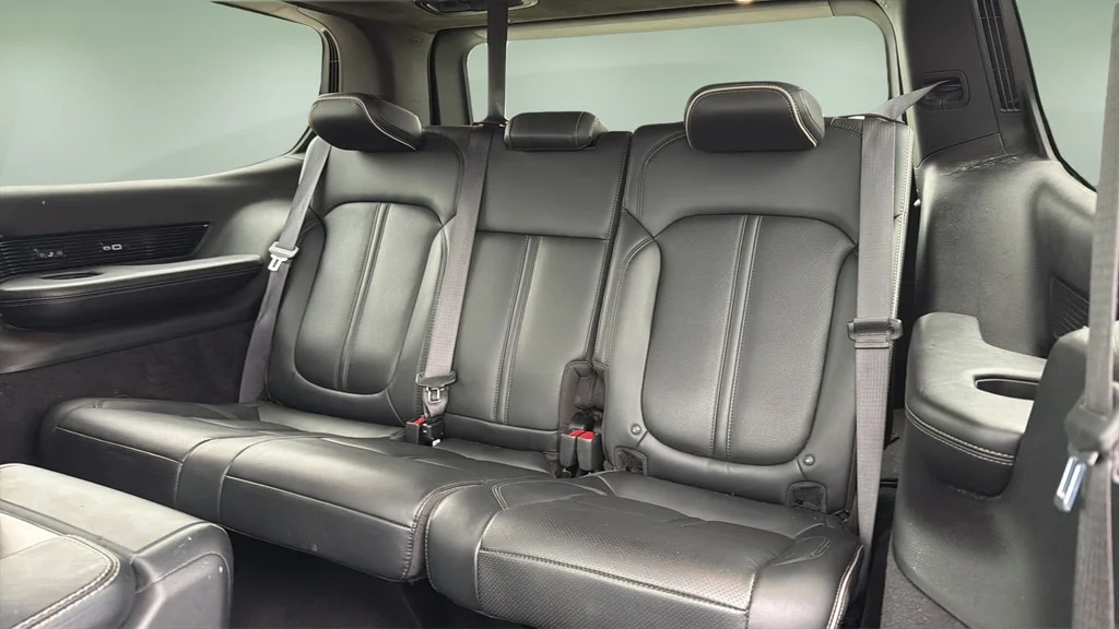 Used 2022 Bright White Clearcoat Jeep Series II image 26