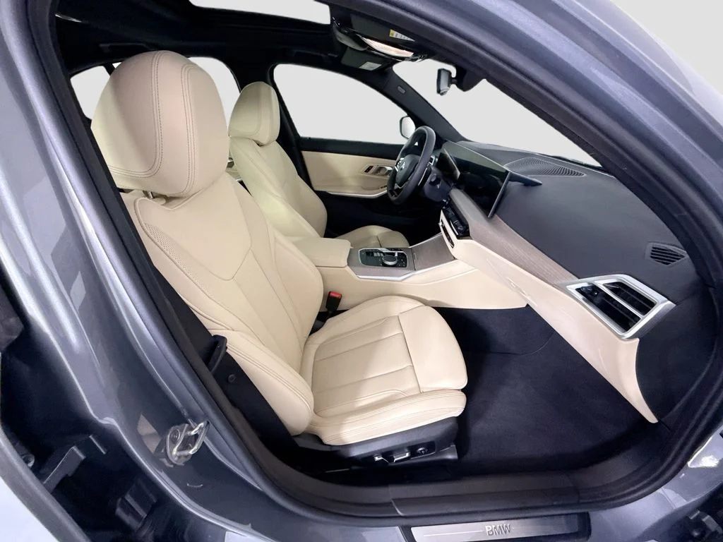 2025 BMW 3 Series 330i - Photo 21