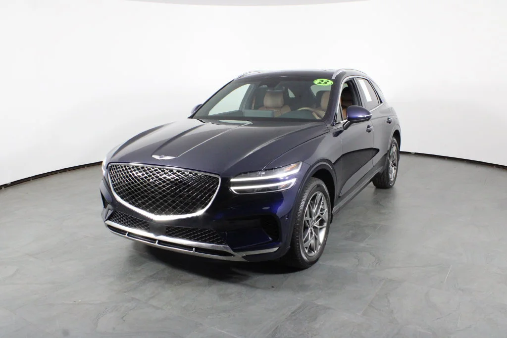 2023 GENESIS GV70 Standard
