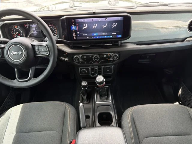 Used 2025 Black Jeep Sport S image 13