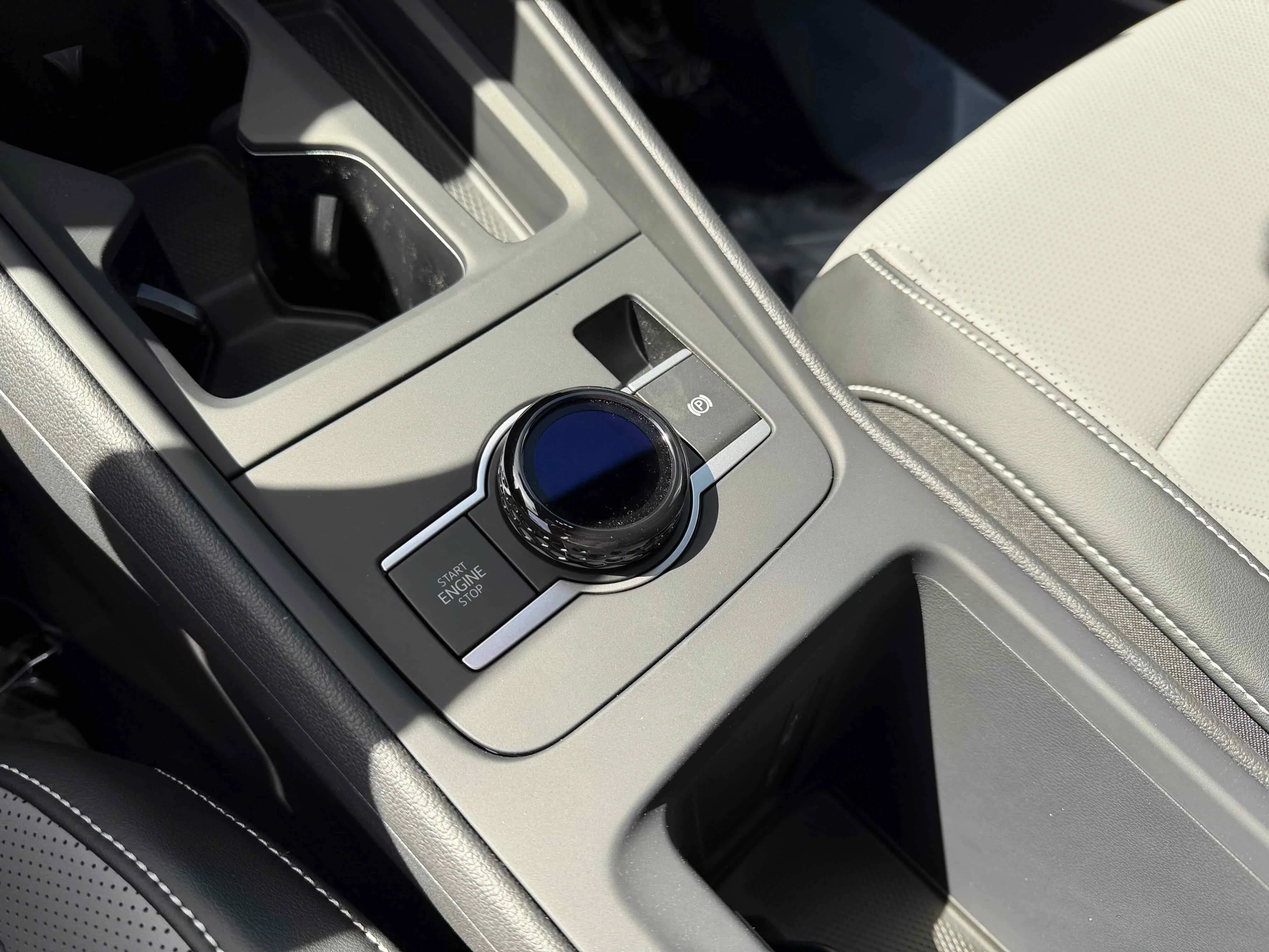 New 2026 Platinum Gray Volkswagen SE R-Line Black image 25