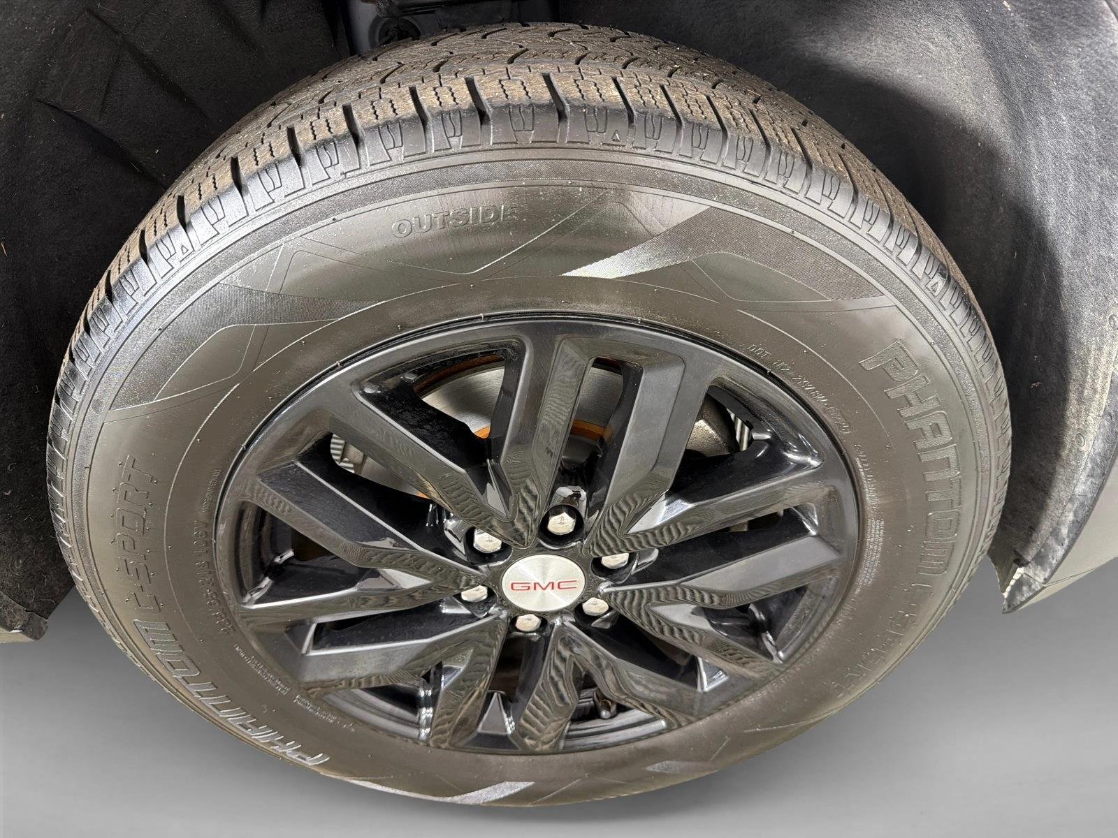 Used 2019 Blue Steel Metallic GMC SLT image 14