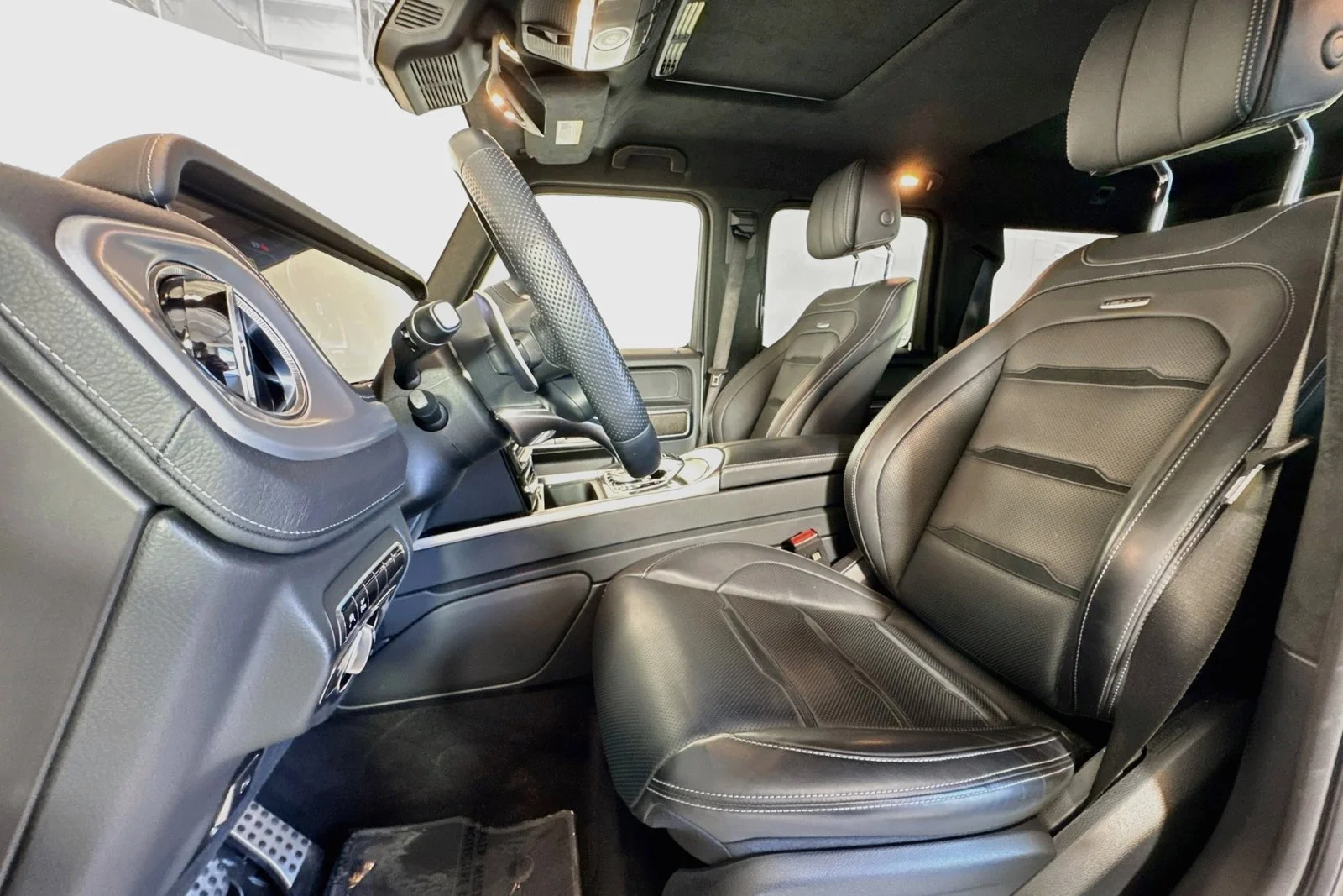 Used 2022 Polar White Mercedes-Benz AMG® G 63 image 19