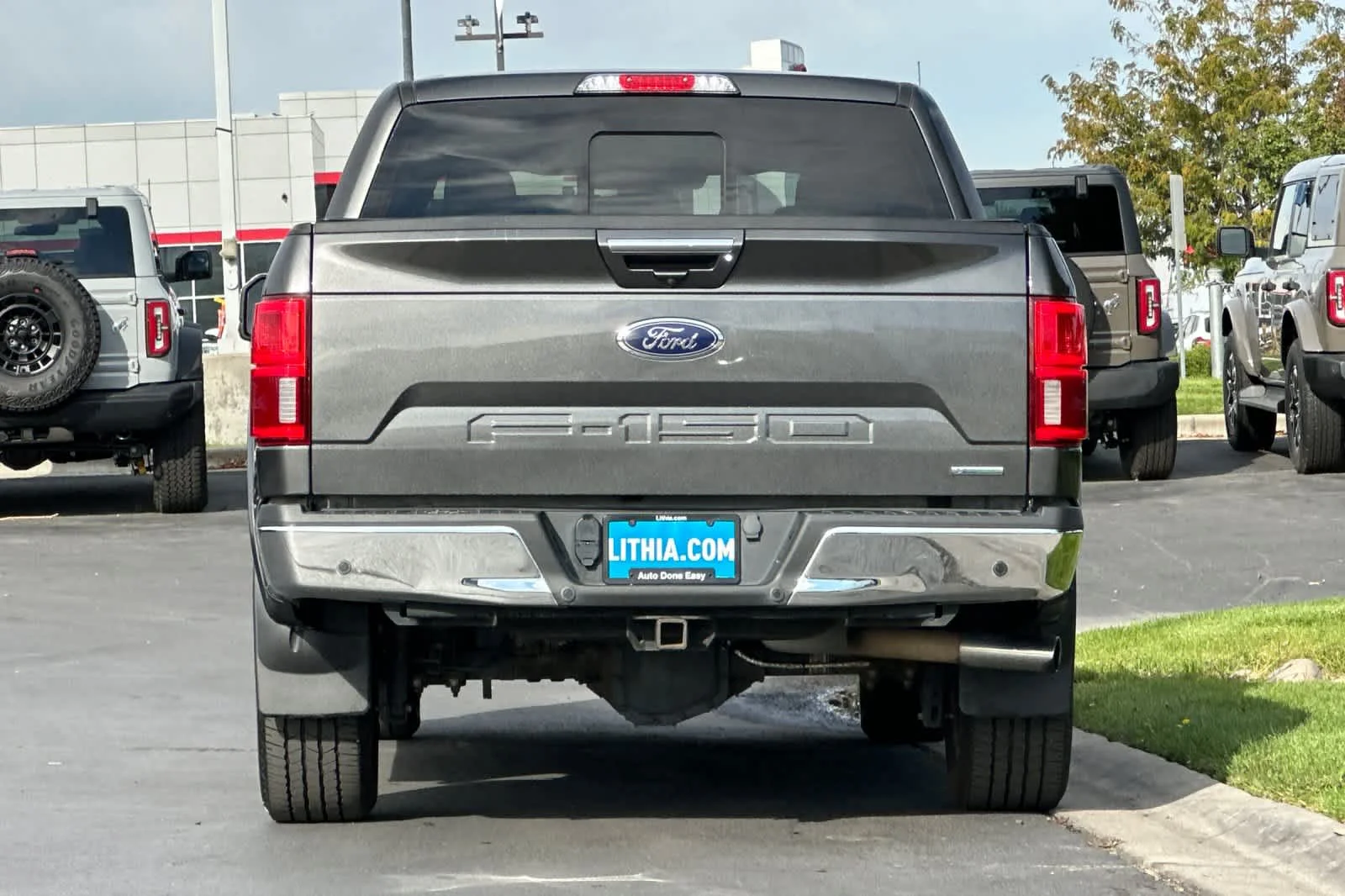 Certified Used 2019 Magnetic Metallic Ford LARIAT image 7