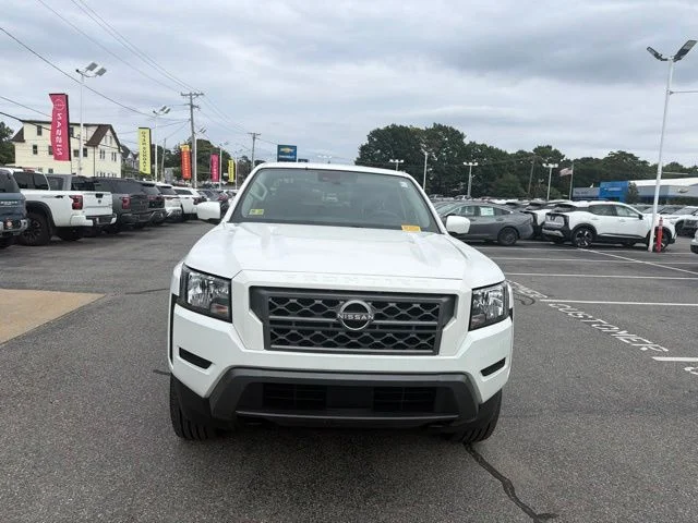 Used 2022 White Nissan SV image 2